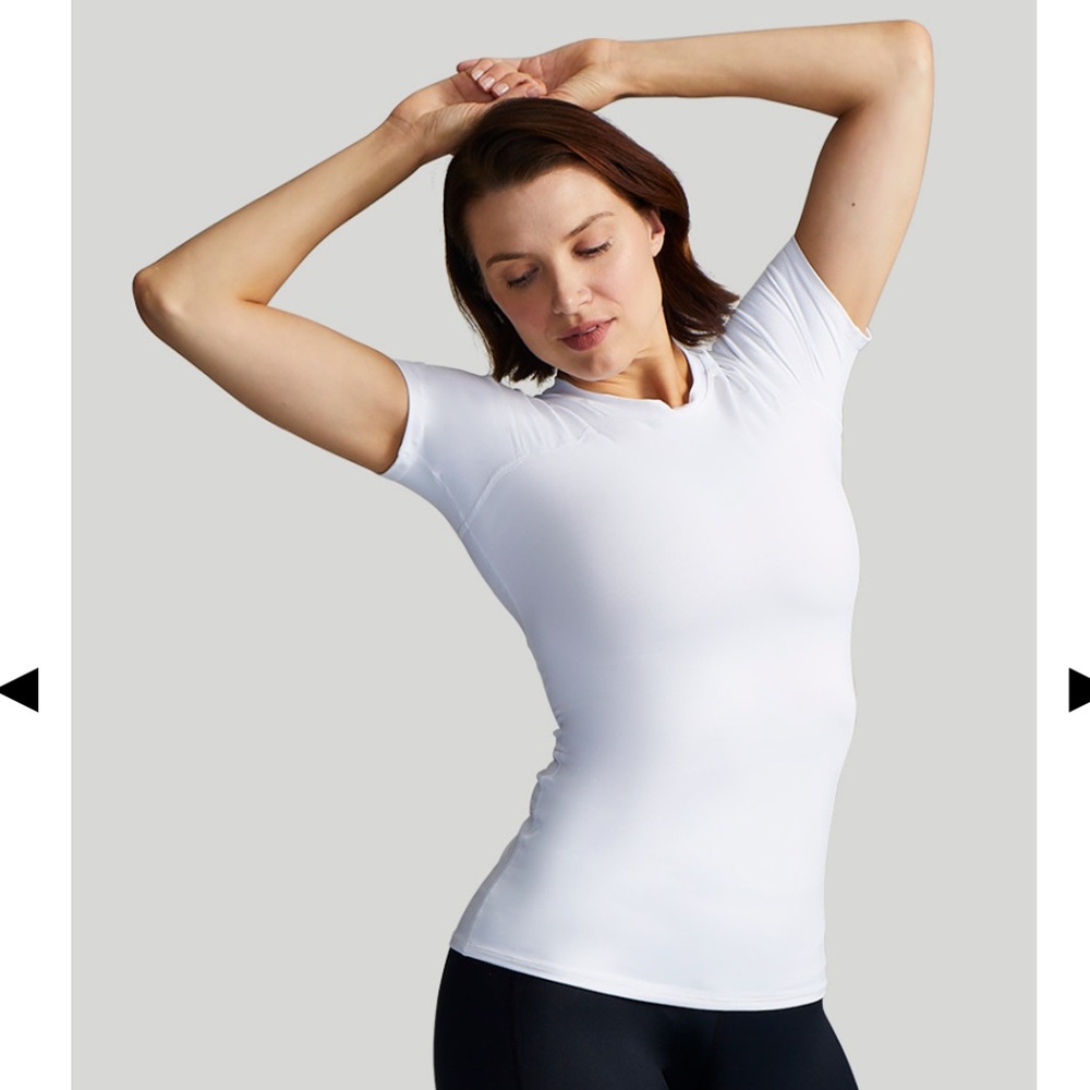 Fabletics Every Day Phoenix White Workout Top Size Small